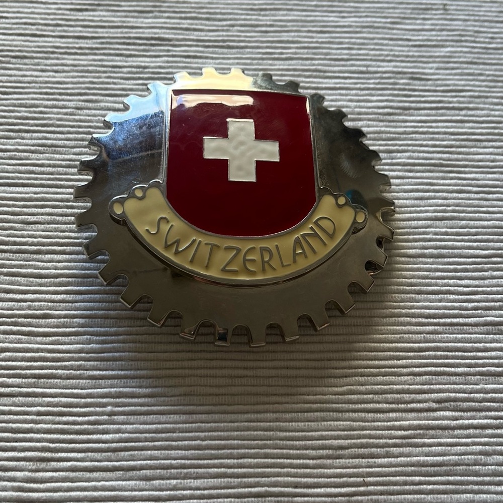 Switzerland Emblem Gear-Shaped Belt Buckle 🇨🇭